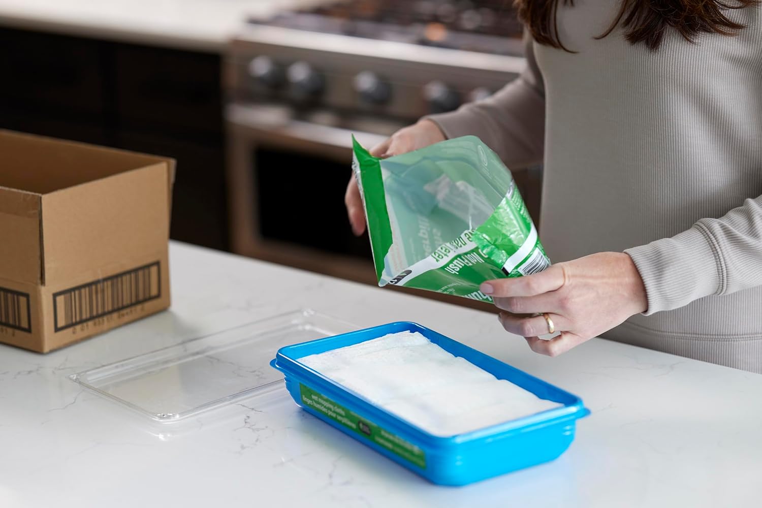 Amazon Basics Scrub-Free 12-Pack Mop Replacements