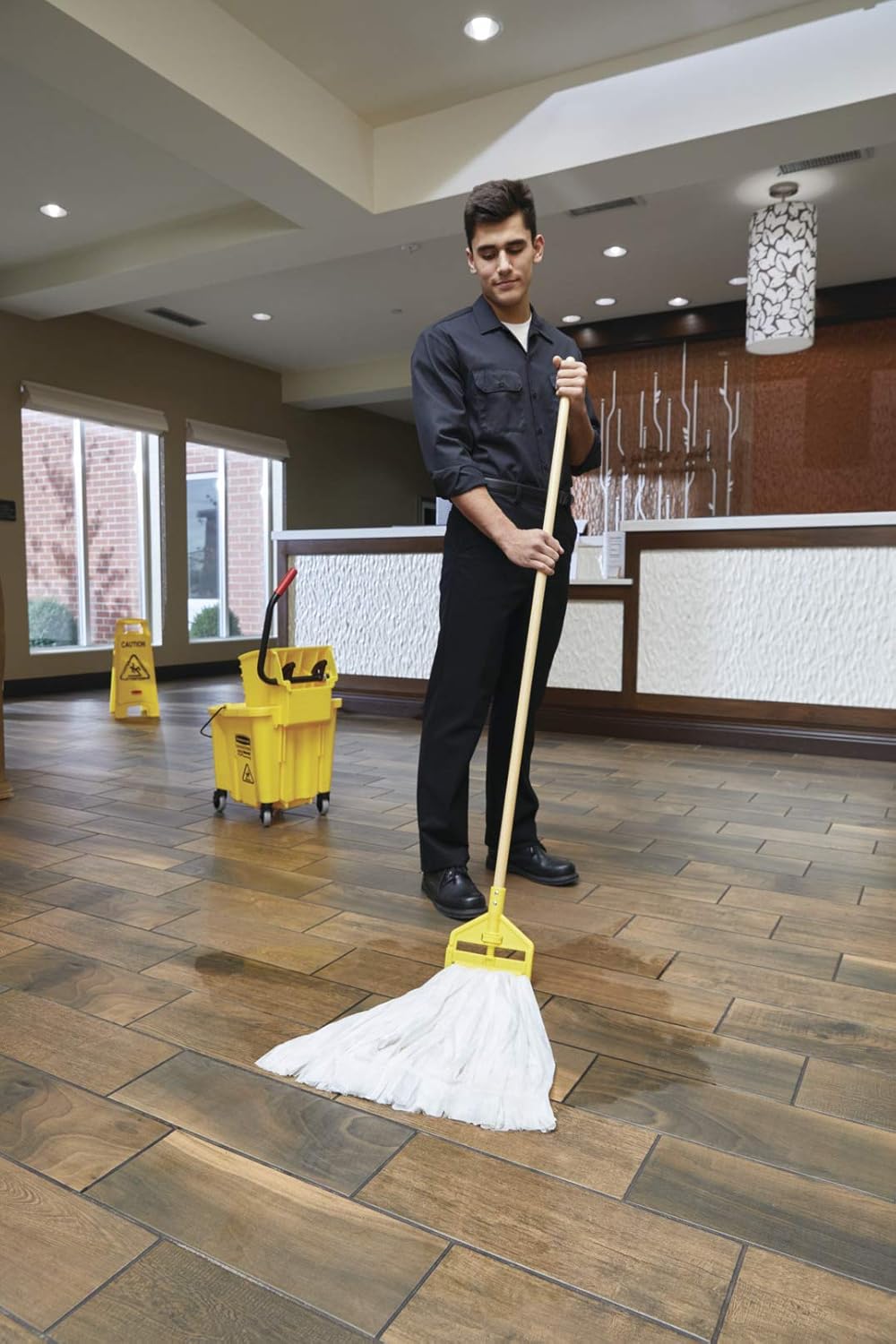 Rubbermaid Large 5-inch Disposable Mop Head White