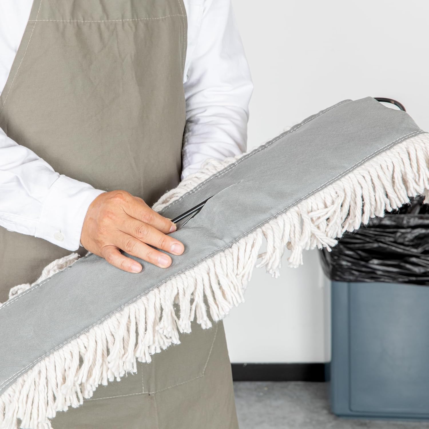 Restaurantware Professional 24 x 5inx MOP Frame Durable Easy to Use