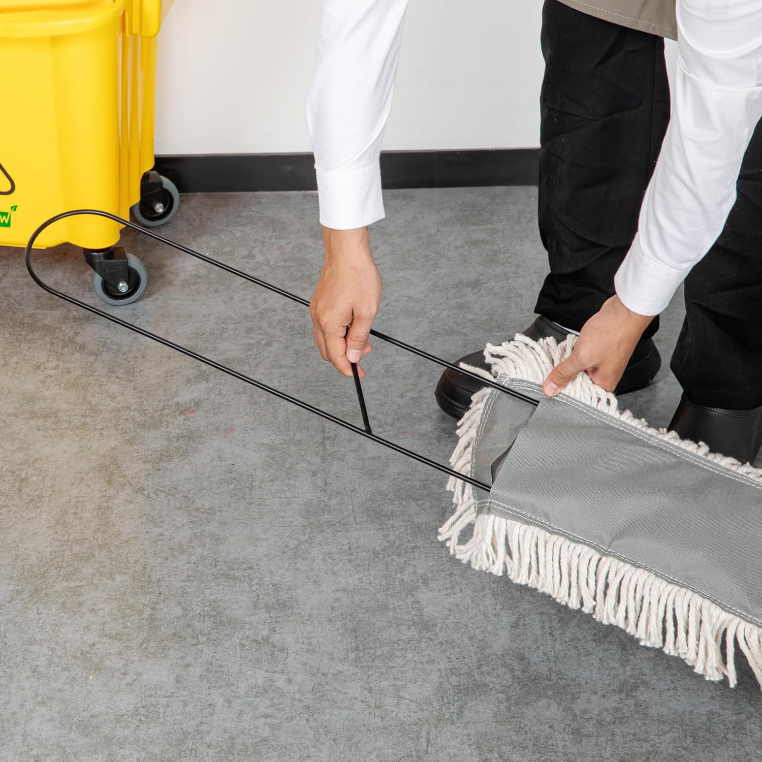 Professional Dust Mop Frame for Restaurant Home use Durable Lightweight